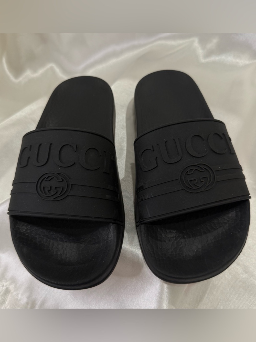 Gucci Logo Rubber Slides Sandals Size 5 Black Lounge Streetwear Edgy Comfy - Picture 4 of 15